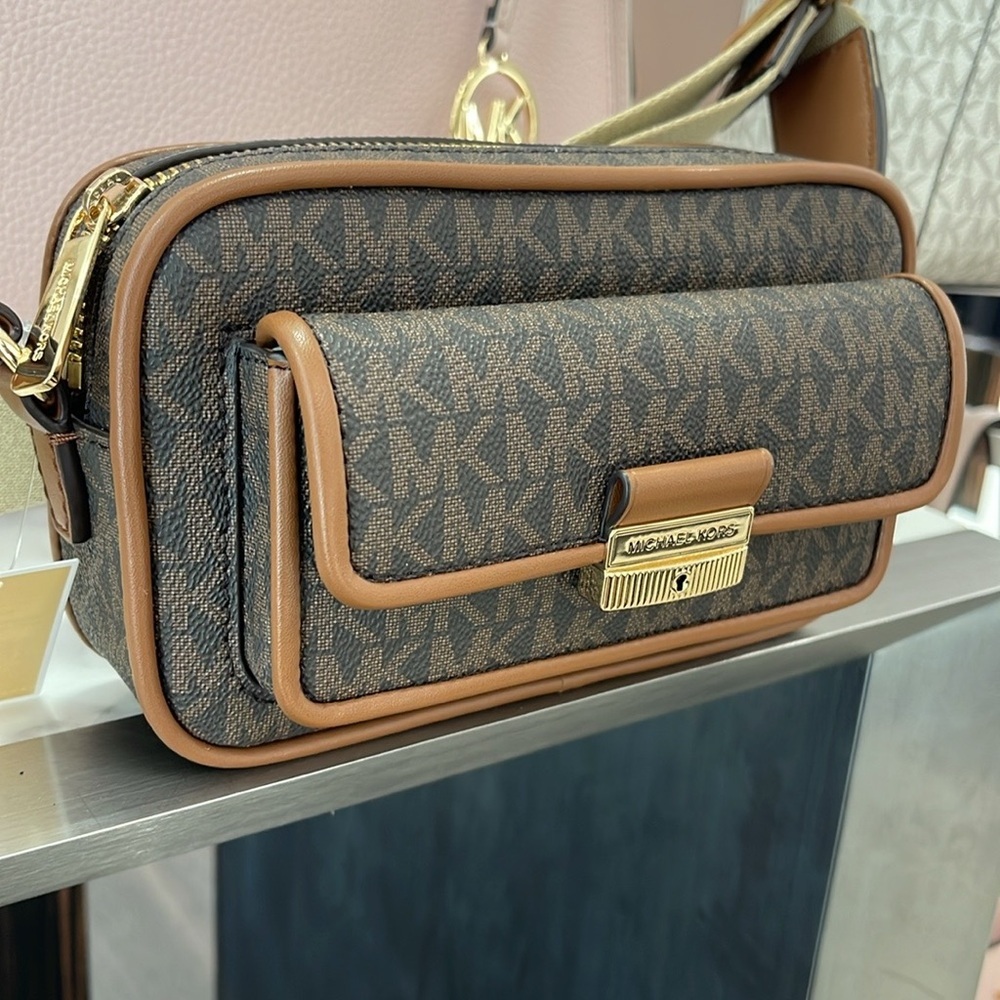 Michael Kors Bradshaw Extra-Small Metallic Signature Logo Camera Crossbody Bag - Picture 16 of 16